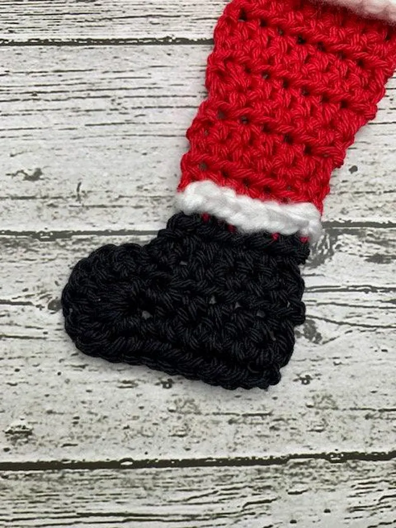 Festive Santa Pot Holder