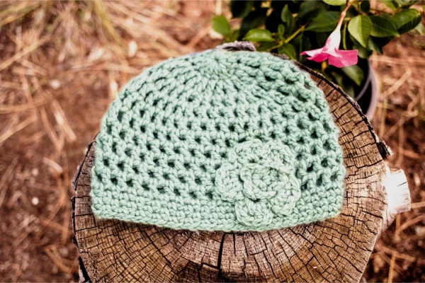 Chic Cloche Hat with Flower - Image 5