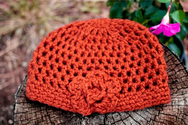 Chic Cloche Hat with Flower - Image 3